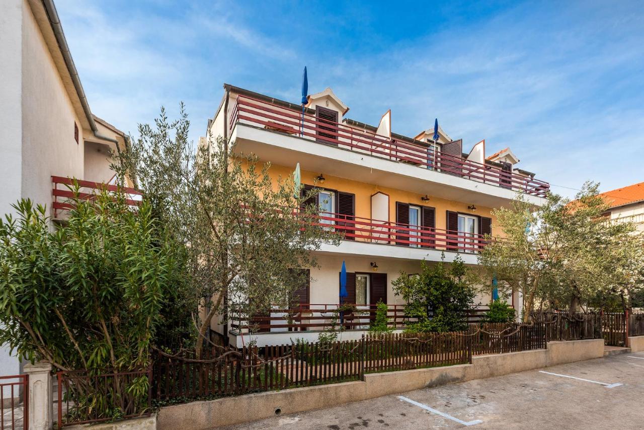 Apartments Boris Vodice Buitenkant foto